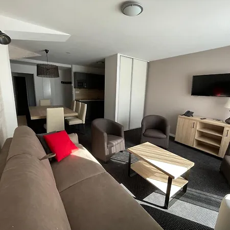 Apartment 8 Pers, Piscine, Animaux Admis, - Fr-1-860-11 Gourette