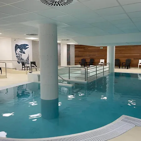 8 Pers, Piscine, Animaux Admis, Gourette - Fr-1-860-11 Apartamento *